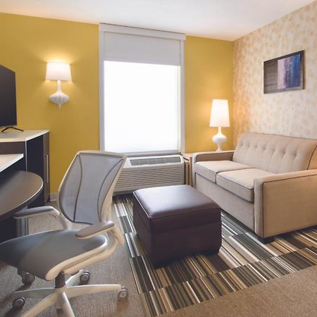 Home2 Suites By Hilton Fort St. John Bagian luar foto